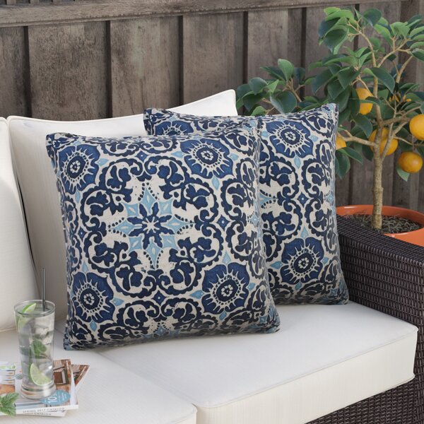 Outdoor hotsell pillows canada